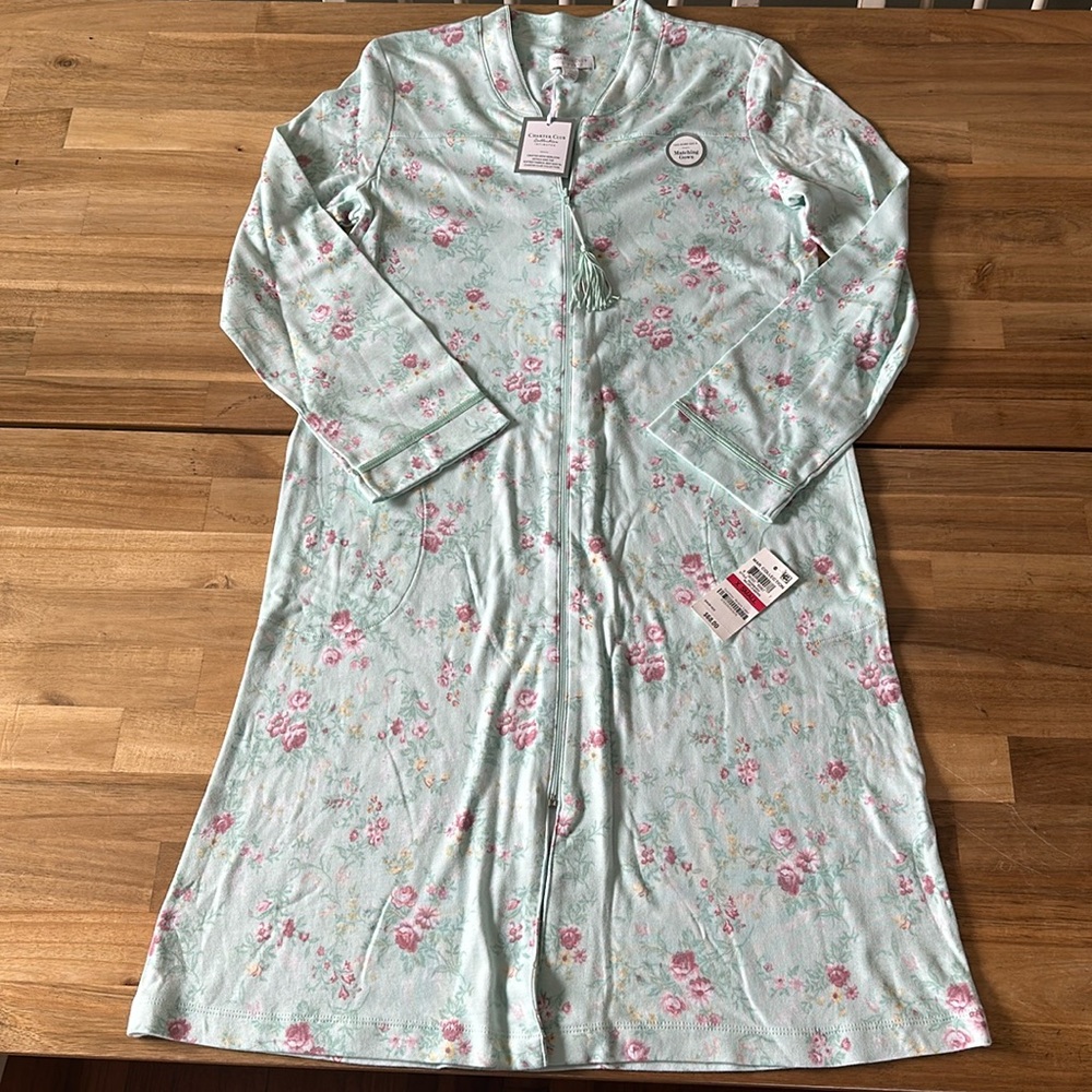 <3 NWT! Charer Club | Gown